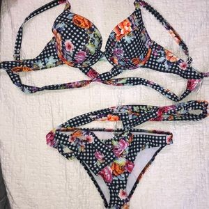 Colorful bikini set